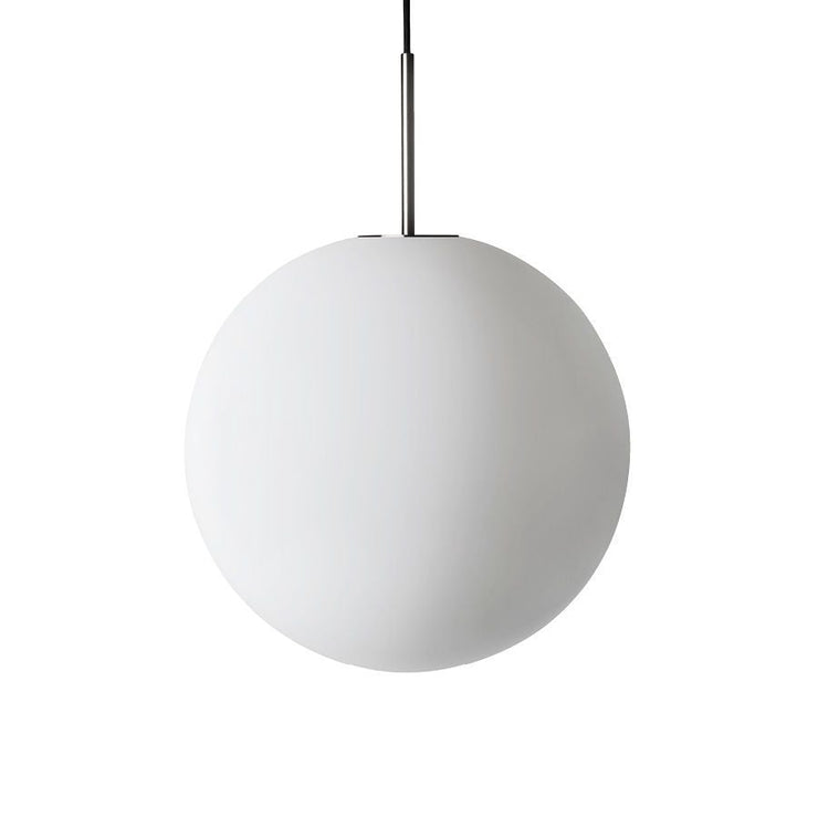 Arkivlampe 4014 fra Hadeland Glassverk i matt, sandblåst glass med stålfarget oppheng i størrelse Ø400 mm.