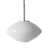 Taklampen Arkivlampe 4280 fra Hadeland Glassverk i hvitt glass med stålfarget oppheng.