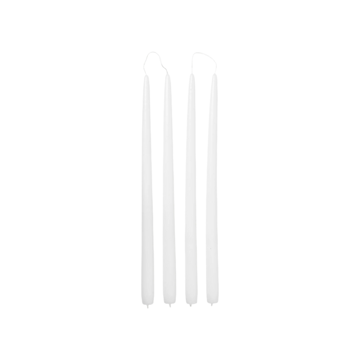 Lys Smooth Taper Candle fra Broste Copenhagen i fargen Pure White (hvite lys)