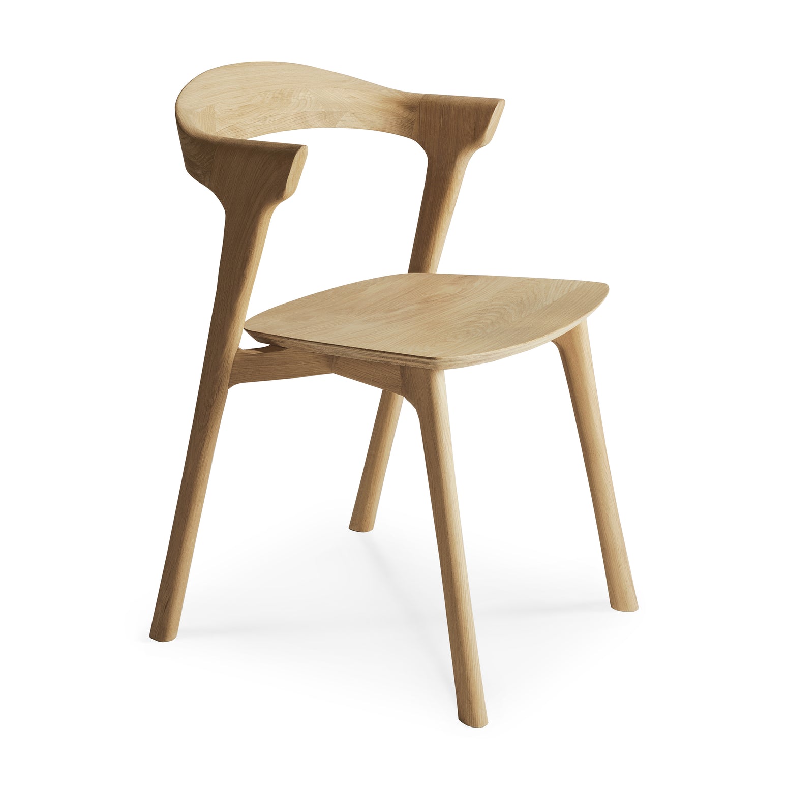 Spisestol Bok Dining Chair fra Ethnicraft med finish i lakkert eik