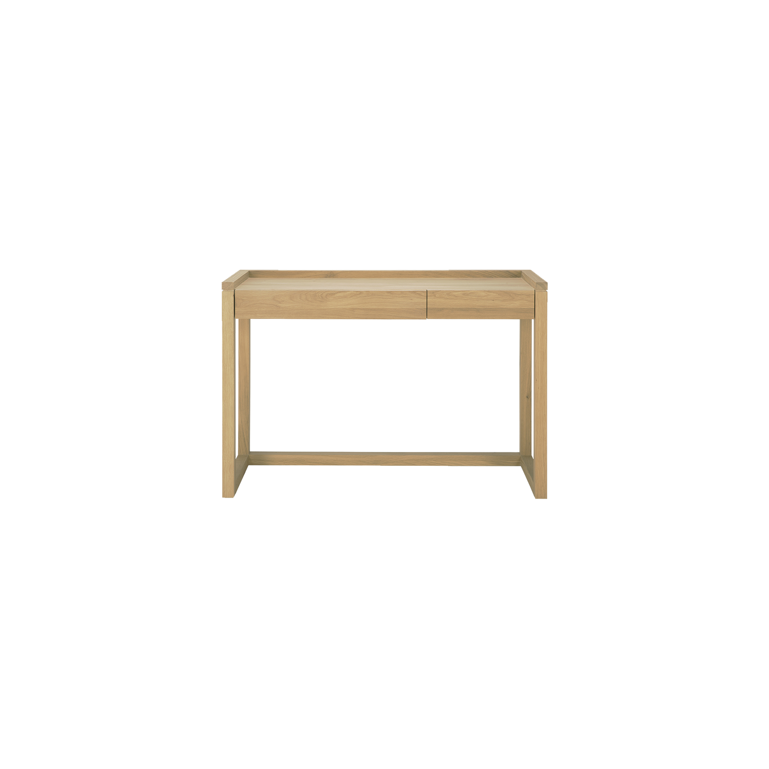 Skrivebordet Frame Desk fra Ethnicraft er et praktisk møbel med et tidløst uttrykk som glir sømløst inn i de fleste interiørstiler.