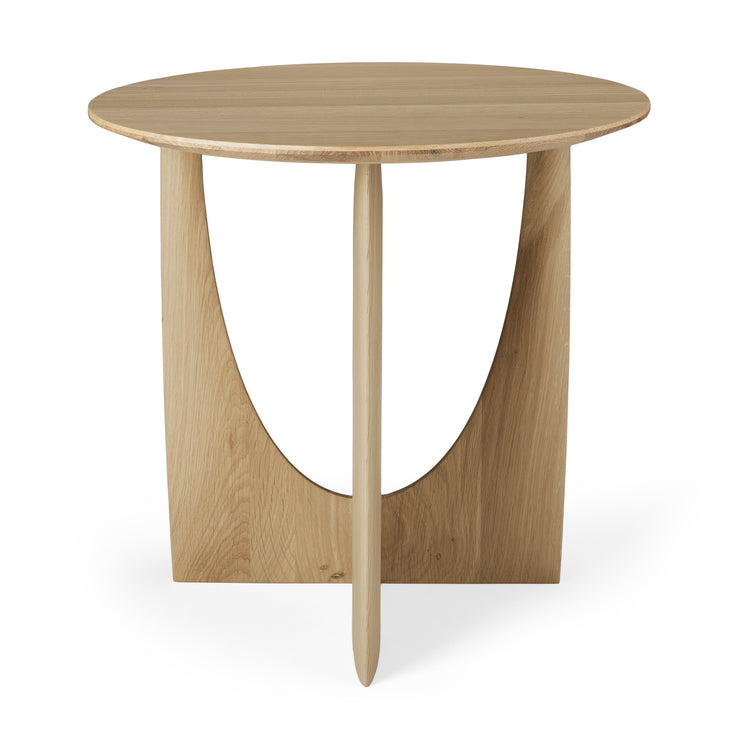 Sidebordet Geometric Side Table fra Ethnicraft i oljet eik