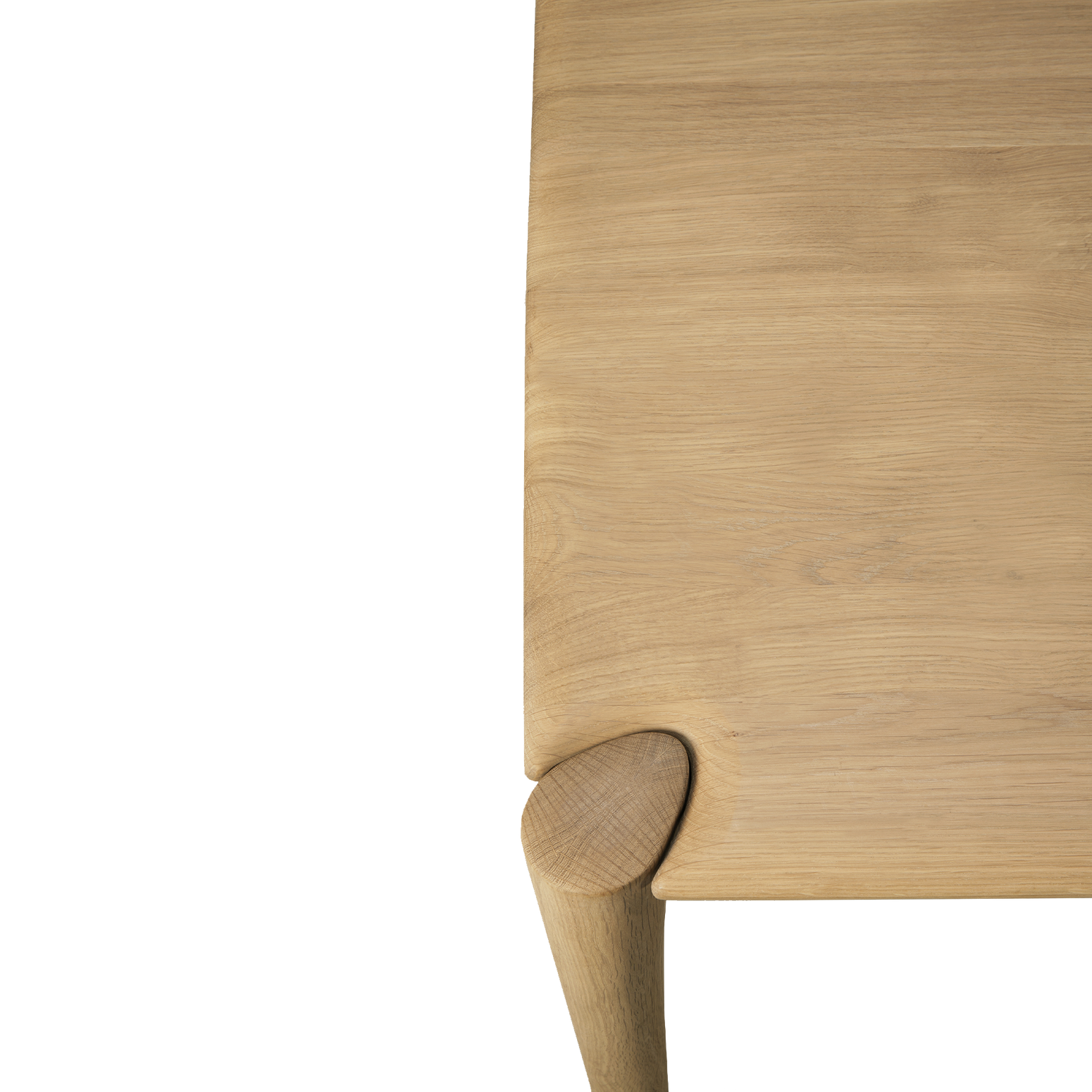 Spisebord PI Dining Table fra Ethnicraft i lakkert eik.