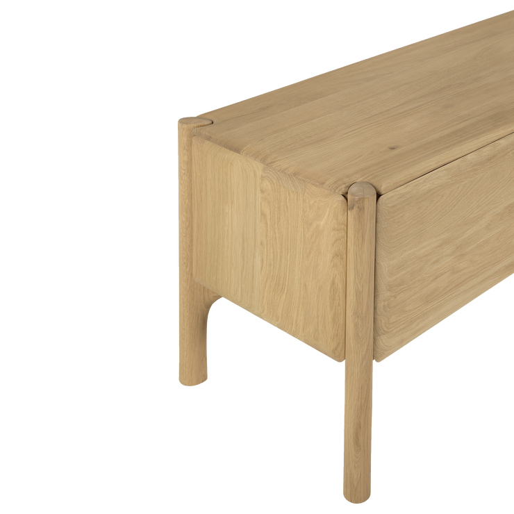 TV-benk Pl TV Cupboard fra Ethnicraft.