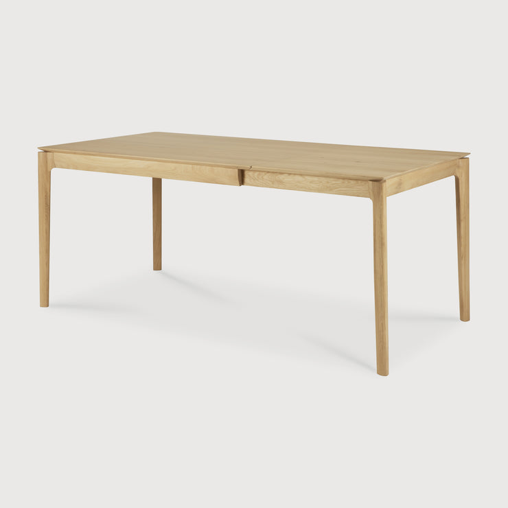 Spisebord Bok Dining Table Extendable fra Ethnicraft med finish i oljet eik