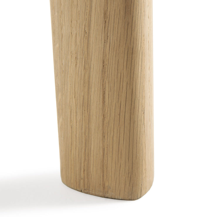 Spisebord Bok Dining Table Extendable Round fra Ethnicraft med finish i oljet eik