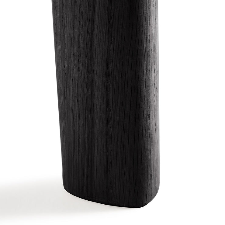 Spisebord Bok Dining Table Extendable Round fra Ethnicraft med finish i svartlakkert eik
