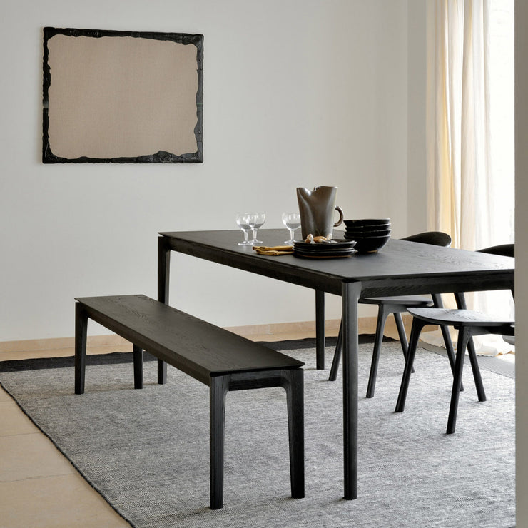 Spisebord Bok Dining Table fra Ethnicraft i svartlakkert eik