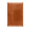 Teppe Duomo Rug fra Audo Copenhagen i størrelsen 200 x 300 cm og fargen Terracotta Red