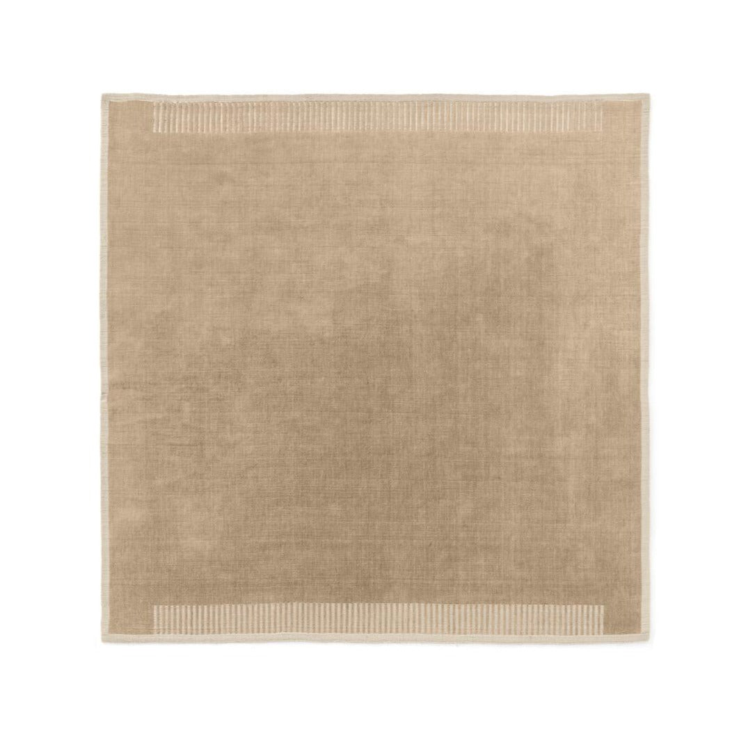 Teppe Duomo Rug fra Audo Copenhagen i størrelsen 270x270 cm og fargen Limestone Beige