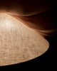 Skjermen avgir et diffust, mykt lys som skaper en behagelig stemning når lampen er tent.