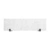 Hyllen Corbel Shelf Long fra Audo Copenhagen med hylleplate i hvit Carraramarmor.