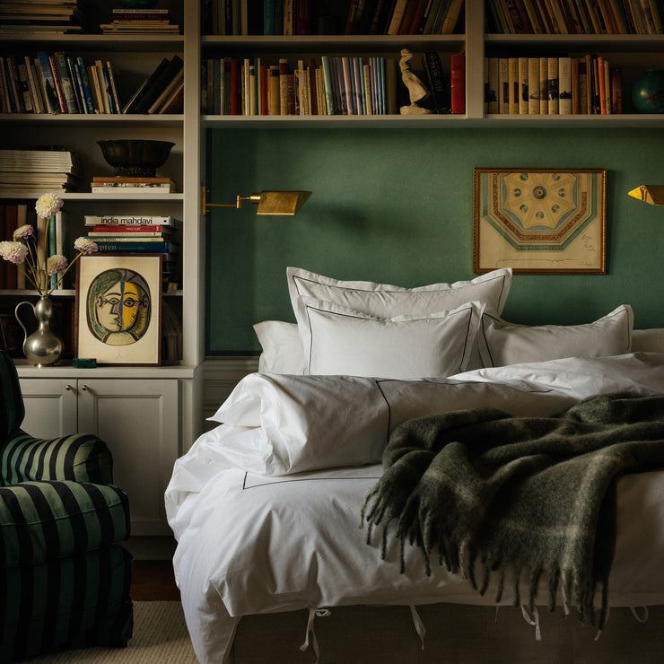 Nuvola er Mille Nottis mest eksklusive sengetøy – laget i kjemmet bomullssateng med hele 800 tråder per tomme. Følelsen er silkemyk og stoffet har en fantastisk glans.