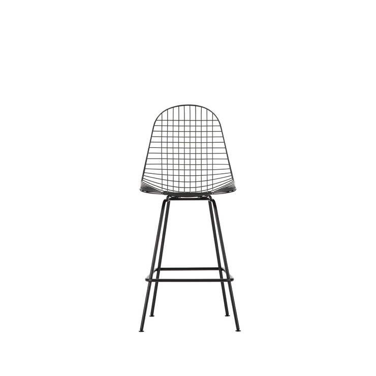 Barstolen Wire Chair Stool Medium fra Vitra i pulverlakkert svart utgave