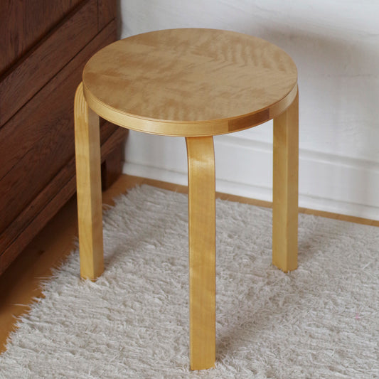 Krakk Stool 60 Loimu Flammebjørk