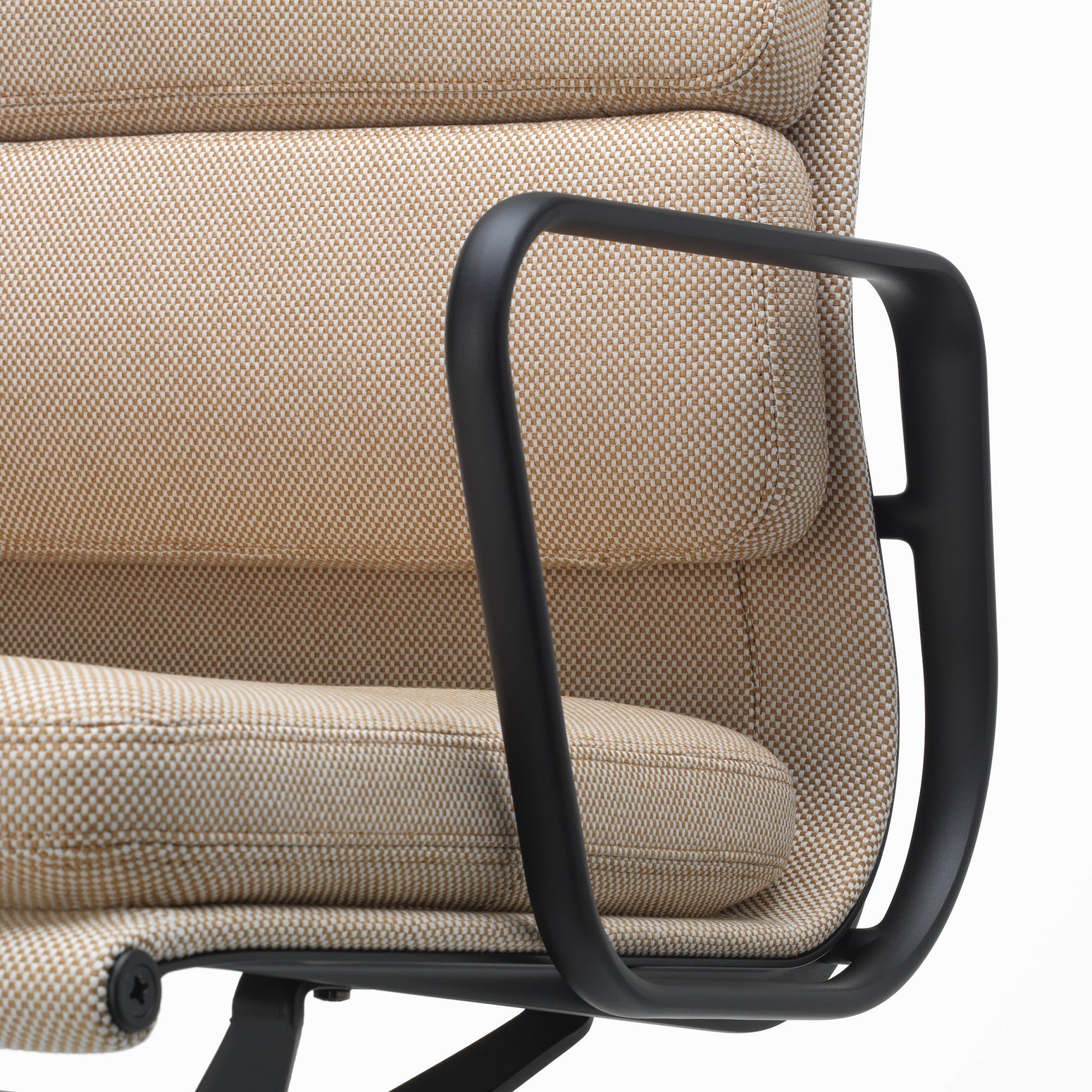 Kontorstolen Soft Pad Chair EA 231 fra Vitra