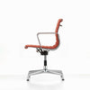 Kontorstol Aluminium Chair EA 131 fra Vitra