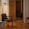 Stolen Armchair 45 fra Artek er en stol som kun vil bli finere med tiden. Med det vil det være et møbel som du med glede kan la neste generasjon få overta.
