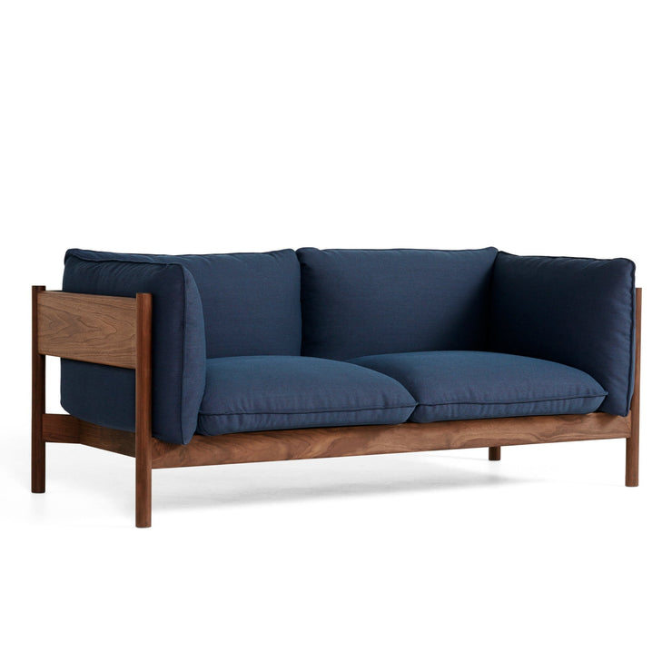 Sofa Arbour 2-seter valnøtt, tekstil SteelcutTrio 796