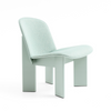 Chisel Lounge Chair fra Hay i bøk i fargen Eucalyptus med tekstil Metaphor 023.