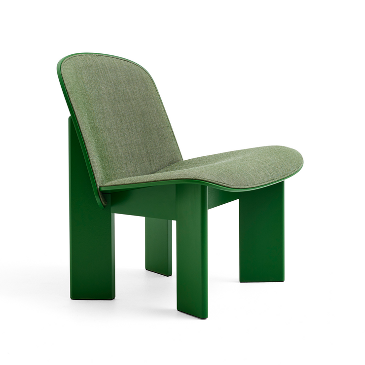 Chisel Lounge Chair fra Hay i bøk i fargen Lush Green med tekstil Canvas 926.