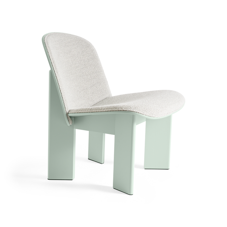 Chisel Lounge Chair fra Hay i bøk i fargen Eucalyptus med tekstil Flamiber Light Grey J7.