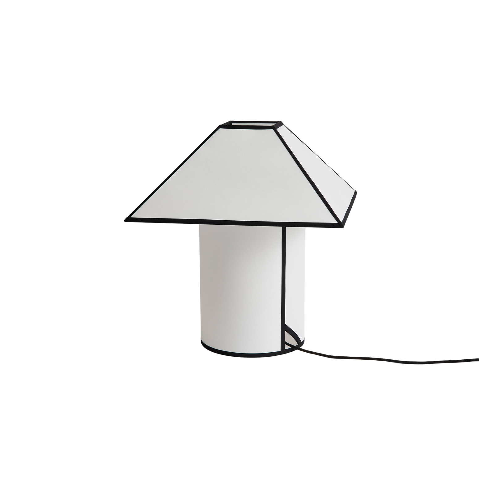 Bordlampe Ava Pyramid Table Lamp 450 fra Hay.