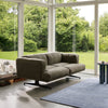 Sofa Inland 2-seter fra &tradition med svarte ben og tekstilet Clay 014 (PG3)