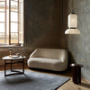 2-seter sofa Margas fra &tradition. Denne blir et blikkfang i enhver stue den står i.
