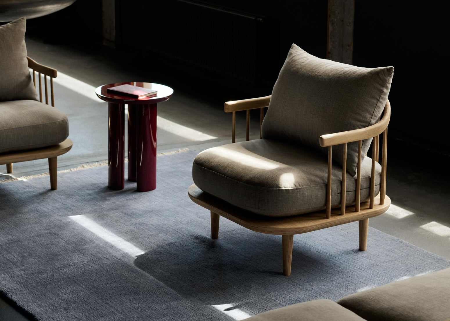 Teppe The Moor Rug Grey Blue Thunder fra &tradition