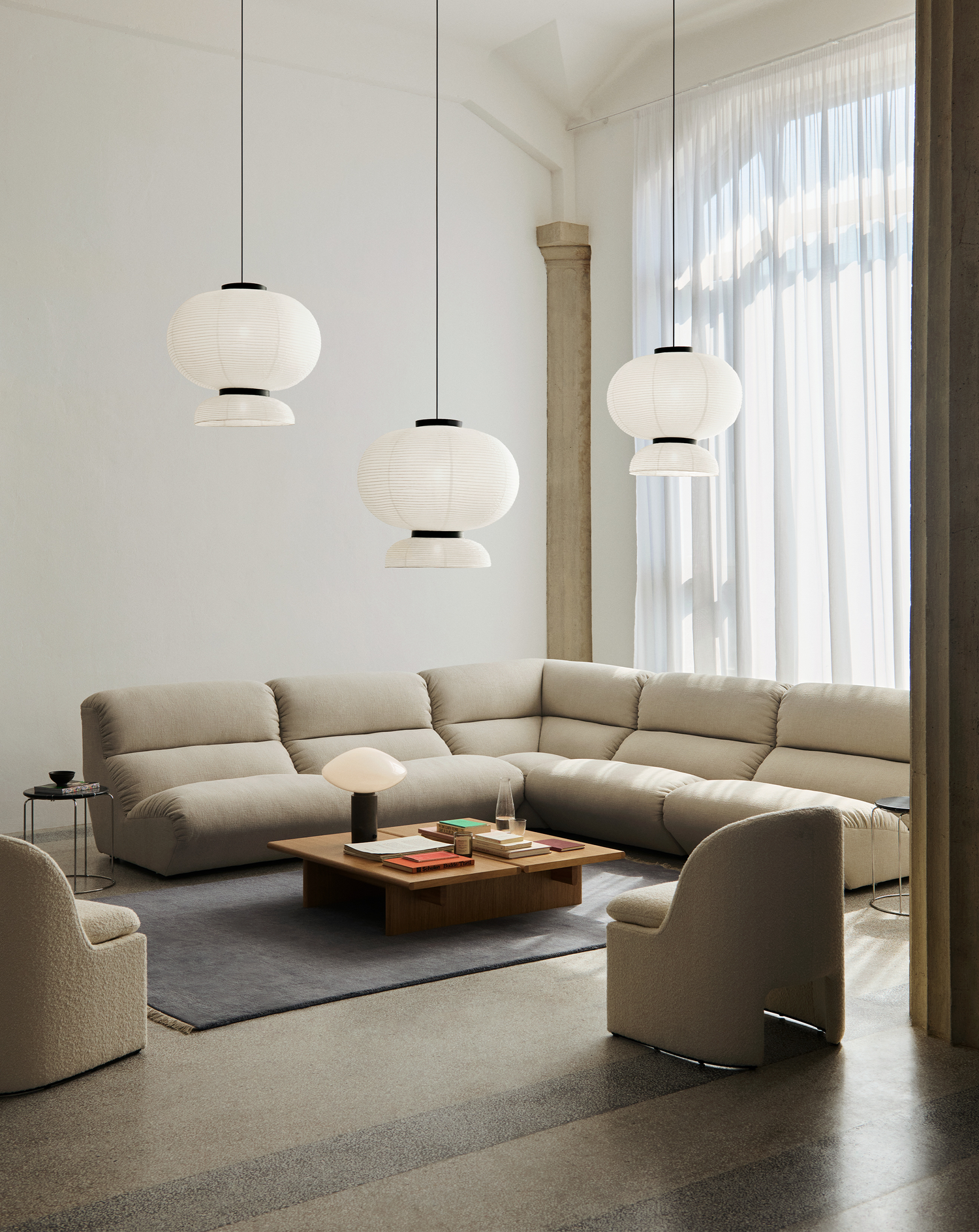 Modulsofa Hi Lo AV54-AV55 i fargen beige (Grain 61229) fra &tradition.
