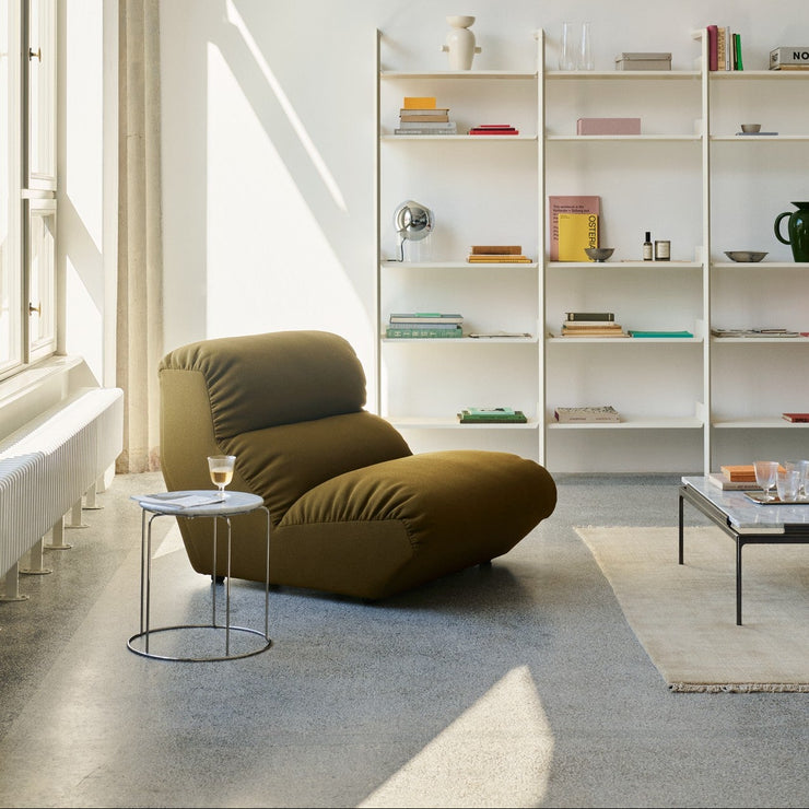 Sidebord Wire Stool VP11 fra &tradition med hvit marmorplate