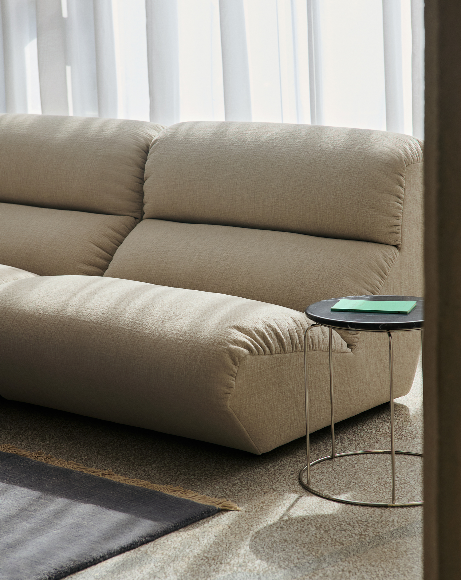Modulsofa Hi Lo AV54-AV55 i fargen beige (Grain 61229 fra &tradition.