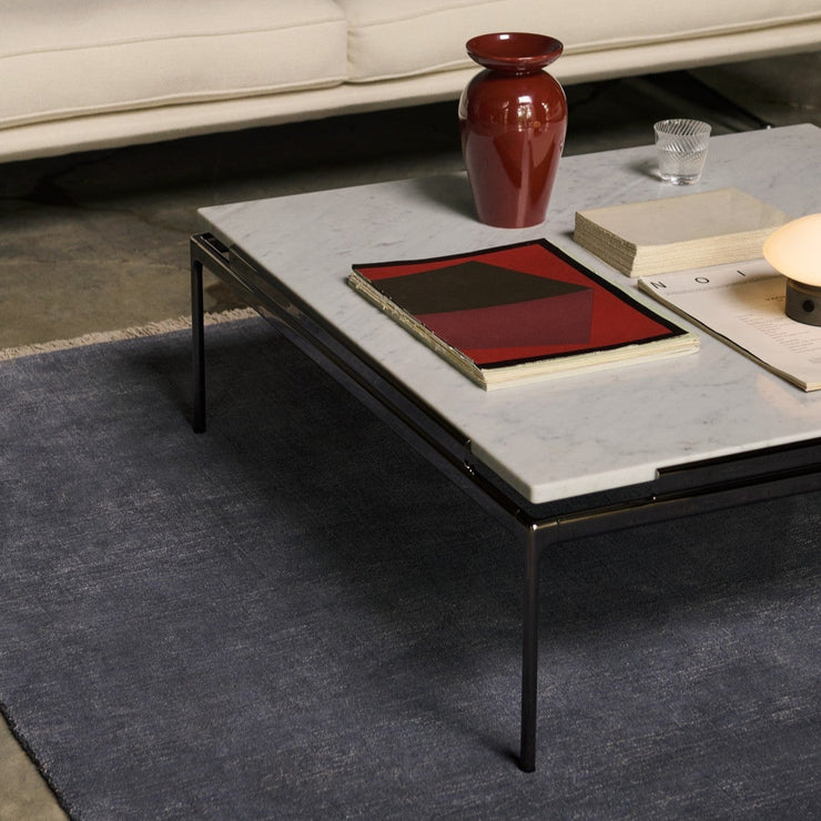 Teppe The Moor Rug Grey Blue Thunder fra &tradition