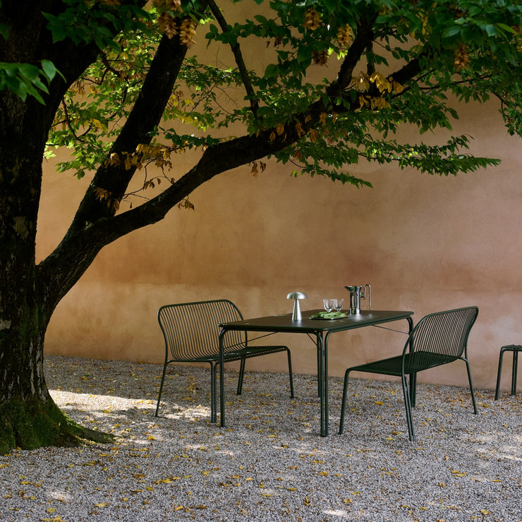 Grønne spisesofaer til uteplassen, Thorvald SC111 fra &tradition