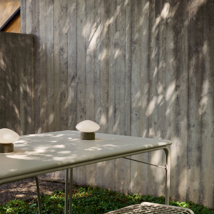 Rektangulært spisebord Thorvald SC113 fra &tradition i fargen Ivory, B160 x D90 cm