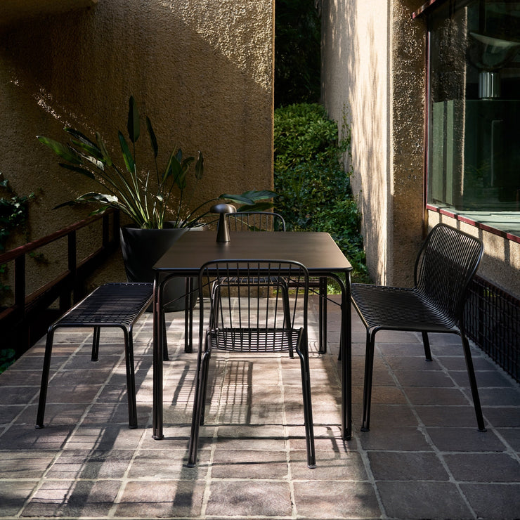 Rektangulært spisebord Thorvald SC113 fra &tradition i fargen Warm Black, B160 x D90 cm