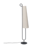 Gulvlampen Ancora fra Ferm Living i pulverlakkert jern med skjerm i lys tekstil balanserer letthet og materialitet på vakkert vis og skaper en behagelig atmosfære i alle rom.  Lampen har fått navnet sitt fra det italienske ordet for "anker", og formen er tydelig inspirert av dette.