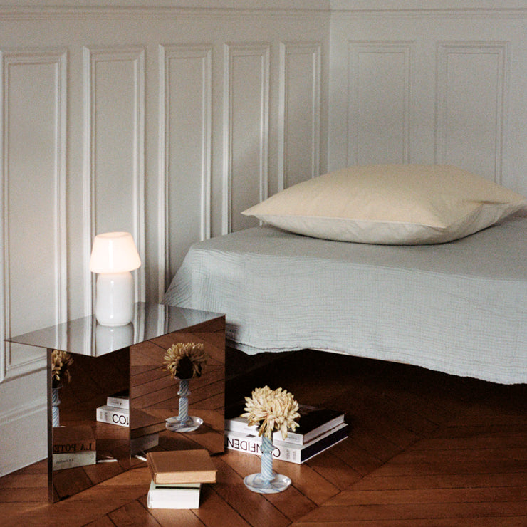 Sidebord Slit Table Oblong speil fra Hay