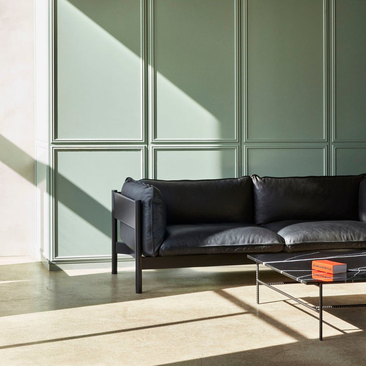 Sofa Arbour 3-seter i svartmalt bøk, med skinn Nevada 0500