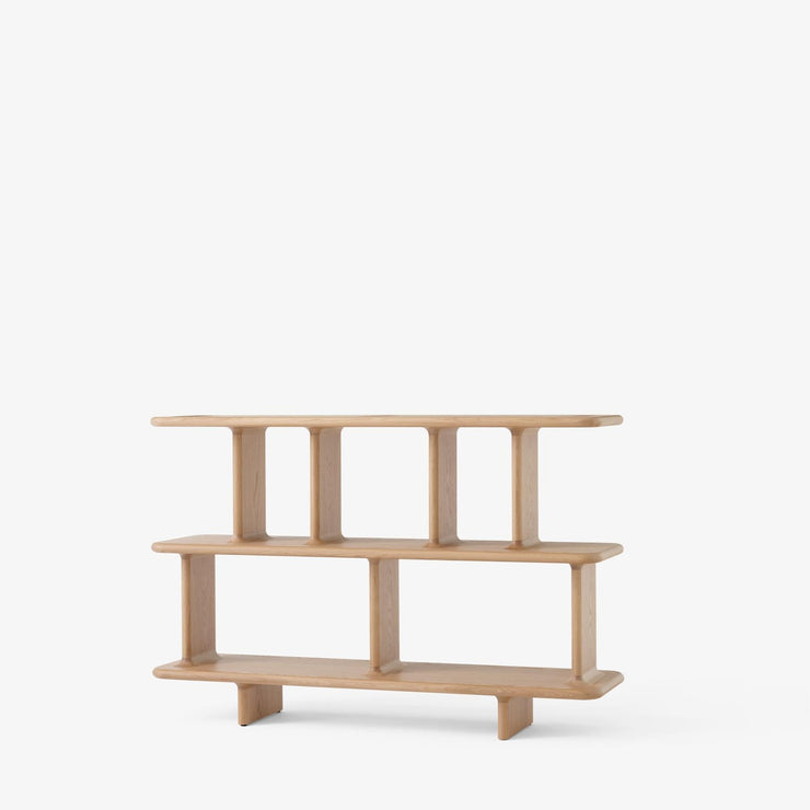 Hylle Archivo JH44 fra &Tradition i eik