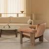 Teppe Duomo Rug fra Audo Copenhagen kombinerer klassisk inspirasjon med moderne design og hyller arkitektur. Teppe i størrelsen 270x270 cm og fargen Limestone Beige