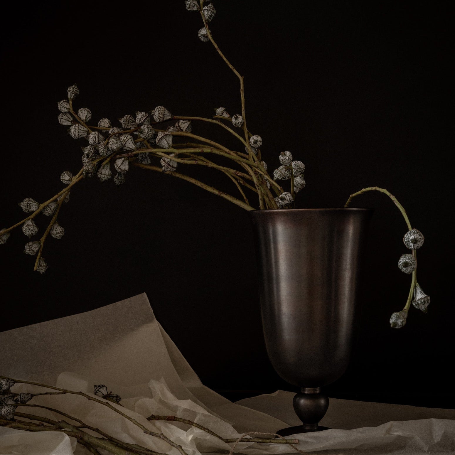 Vase Pavot fra Audo Copenhagen.