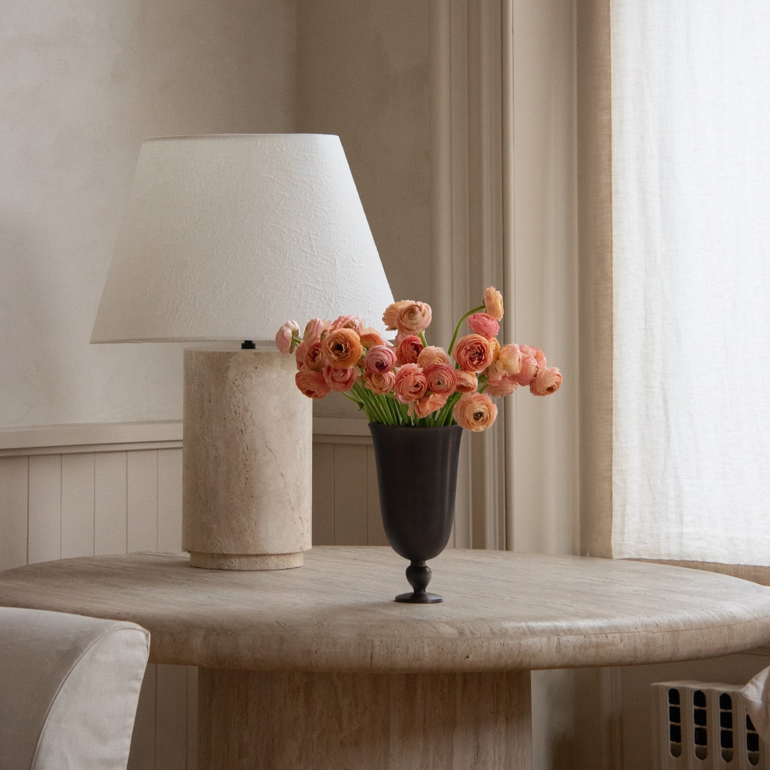 Vase Pavot fra Audo Copenhagen.