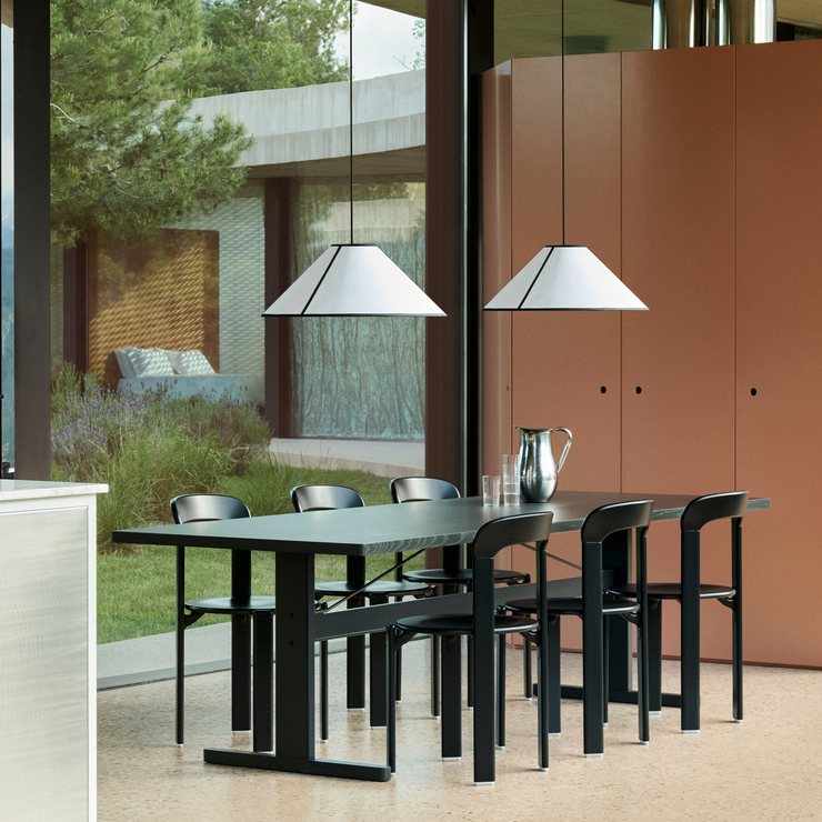 Taklampe Ava Cone Pendant 600 fra HAY.