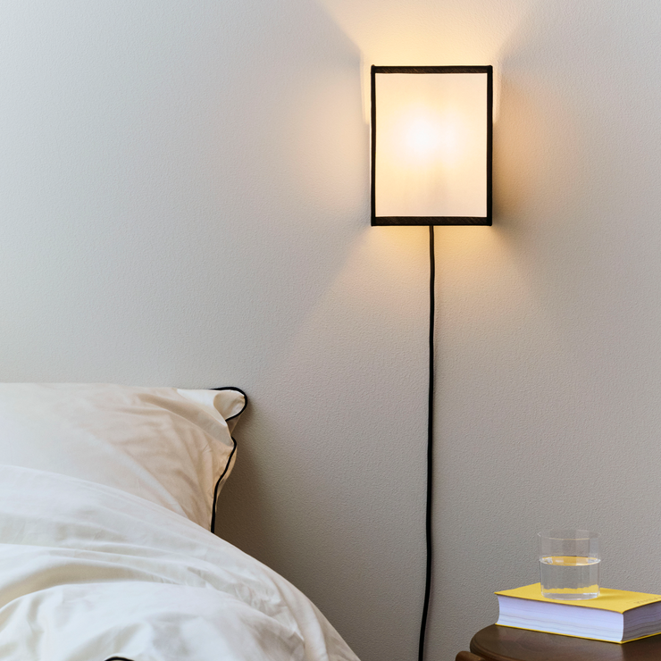 Vegglampe Ava Square Wall Lamp fra Hay.