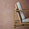 Med lett skråstilte rygg og sete gir spisestolen BK10 Chair fra Carl Hansen & Søn høy komfort. 