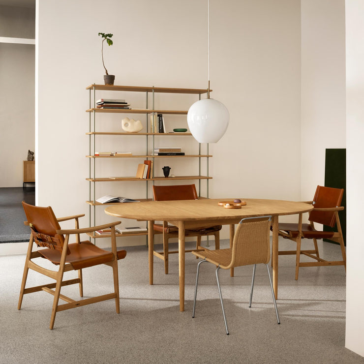 I forbindelse med restaureringen av J.C. Jacobsens villa i København, ble pendellampen MT221 Tulip Pendant fra Carl Hansen & Søn laget spesielt for Pompeii-rommet – et storslått drivhus inspirert av gammel italiensk arkitektur.