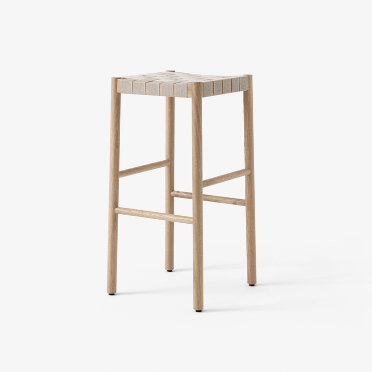 Barstol TK8 Bar Stool fra &tradition i eik