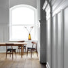 Spisebordet CH327 fra Carl Hansen & Søn med bredde 190 cm rommer seks personer rundt bordet, mens i bredde 248 cm er det plass til åtte personer. 